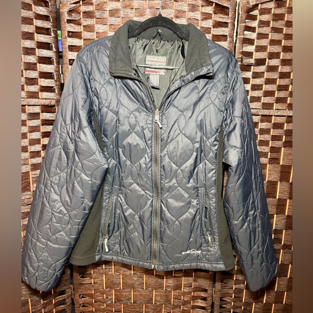 Eddie Bauer WeatherEdge 365 PrimaLoft Quilted Jacket Women’s L- Navy w/Black